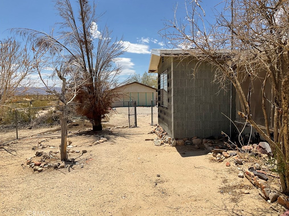 66959 Daisy Ln, Joshua Tree CA  92252 exterior