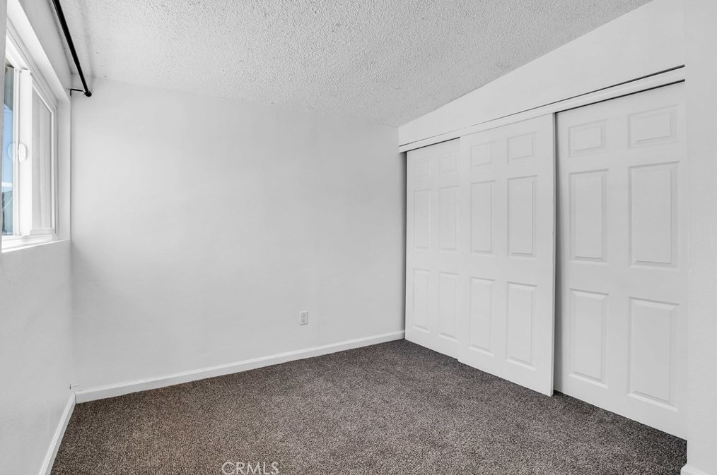 6942 Eucalyptus Ave, Twntynine Plm CA  92277-2838 exterior