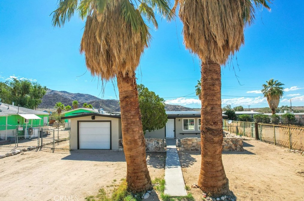 6942 Eucalyptus Ave, Twntynine Plm, CA 92277-2837