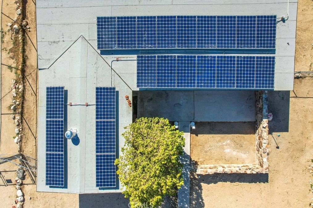 6942 Eucalyptus Ave, Twntynine Plm CA  92277-2838 exterior