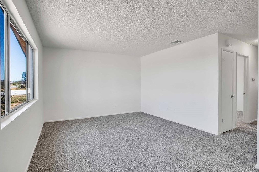 3692 Balsa Ave, Yucca Valley CA 92284-8668 exterior