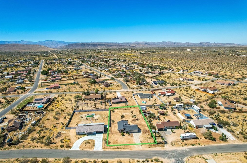 3692 Balsa Ave, Yucca Valley CA 92284-8668 exterior