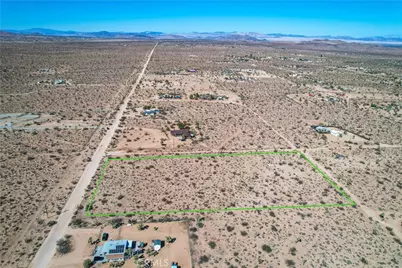 3161 Warren Vista Avenue, Yucca Valley, CA 92284 - Photo 6