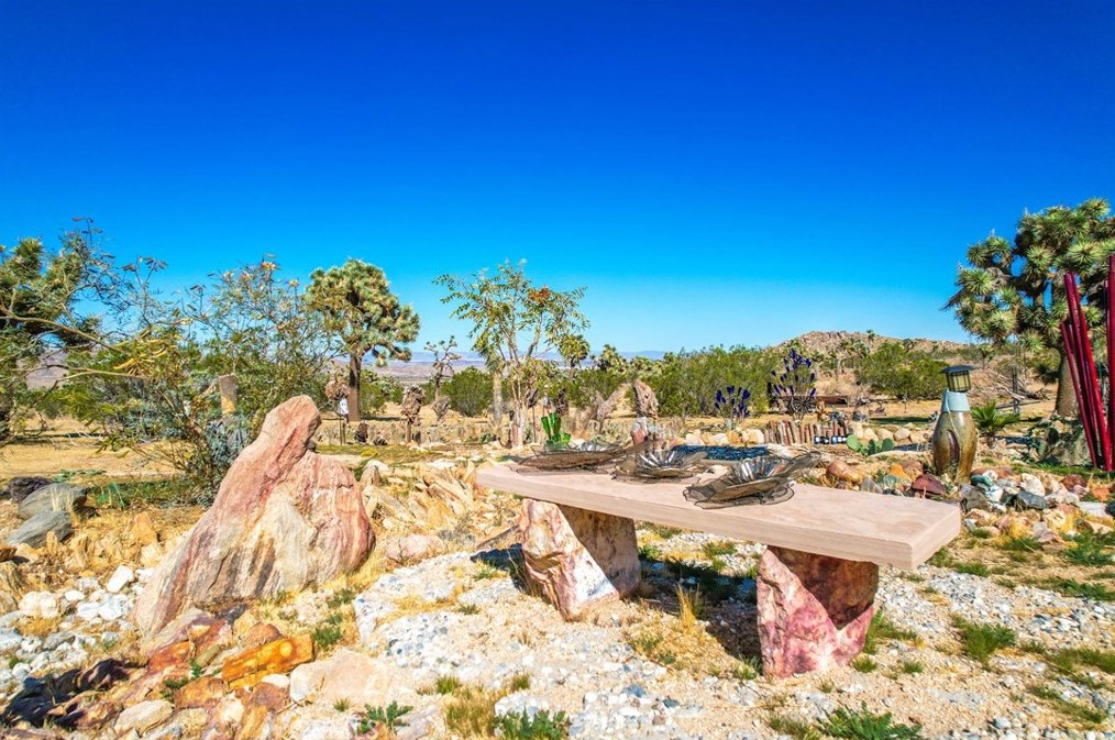 59489 Onaga Trl, Joshua Tree CA  92252 exterior