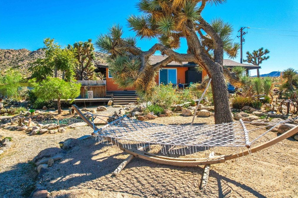 59489 Onaga Trl, Joshua Tree CA  92252 exterior