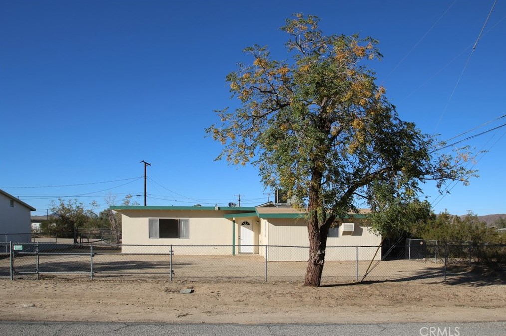 64868 Tonto Dr, Joshua Tree CA  92252-4255 exterior