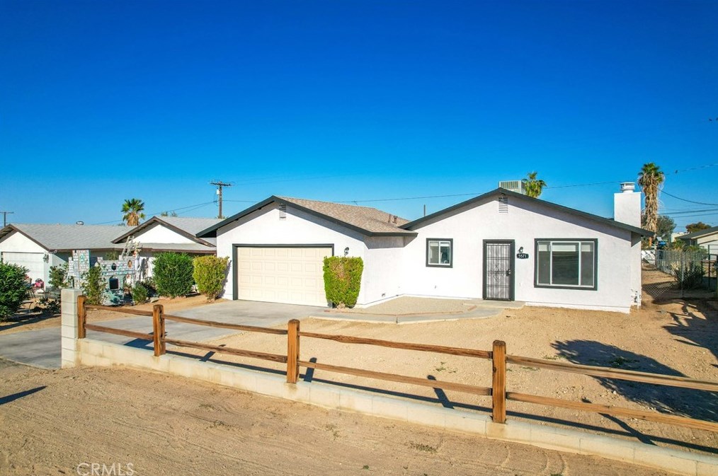 5571 Lupine Ave, Twntynine Plm, CA 92277