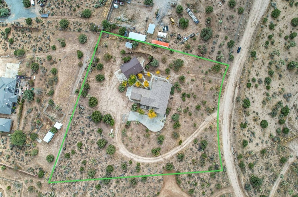 5115 Carlsbad Ave, Yucca Valley CA 92284-2095 exterior