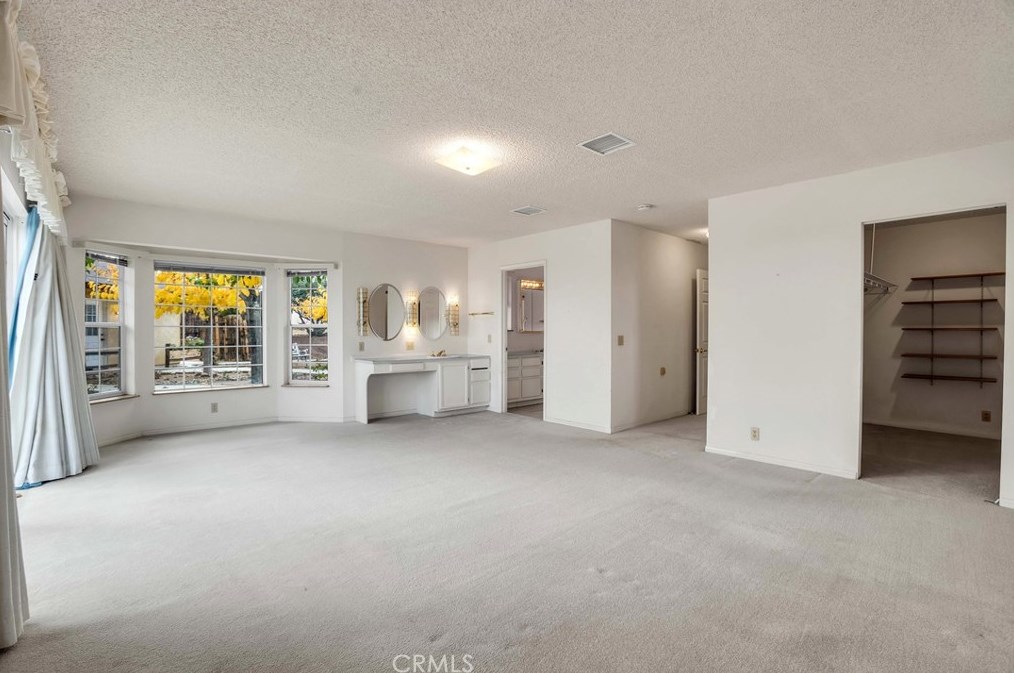 5115 Carlsbad Ave, Yucca Valley CA 92284-2095 exterior