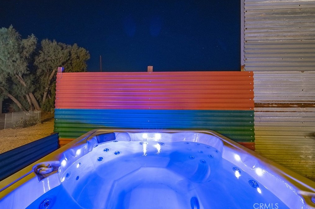 6328 Juniper Rd, Joshua Tree CA  92252-4142 exterior