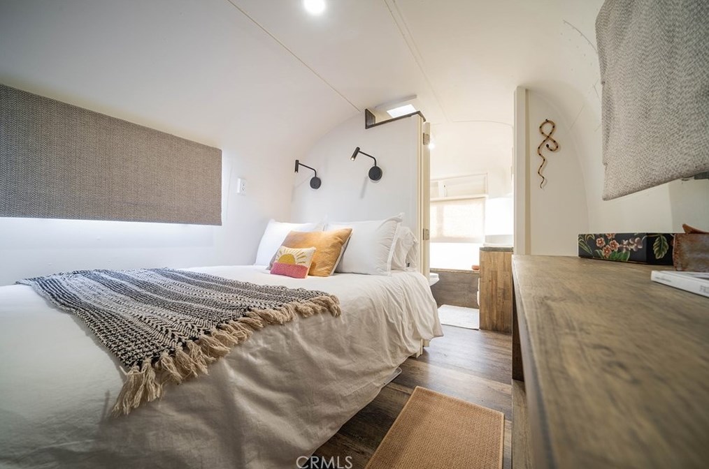 6328 Juniper Rd, Joshua Tree CA  92252-4142 exterior