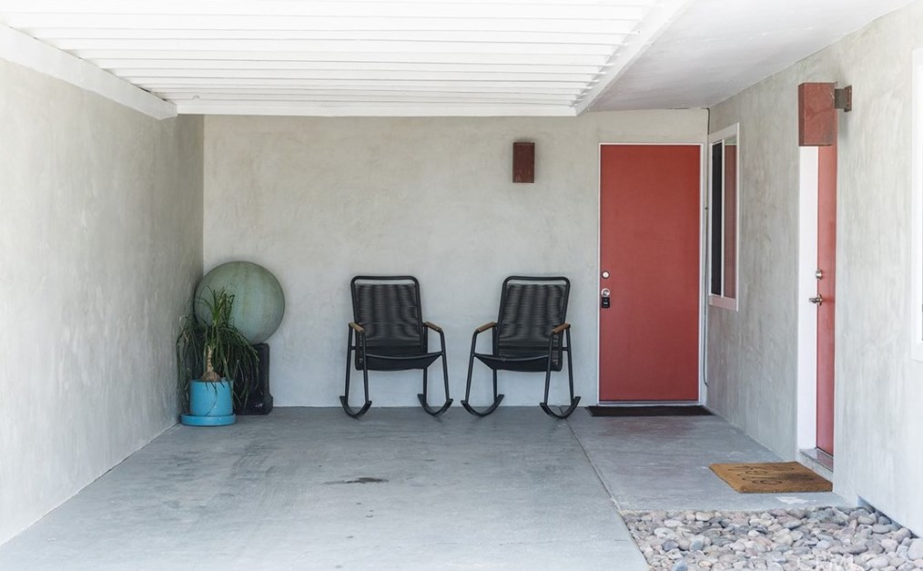 6328 Juniper Rd, Joshua Tree CA  92252-4142 exterior
