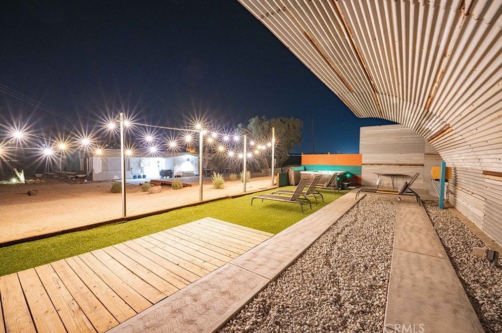 6328 Juniper Rd, Joshua Tree CA  92252-4142 exterior