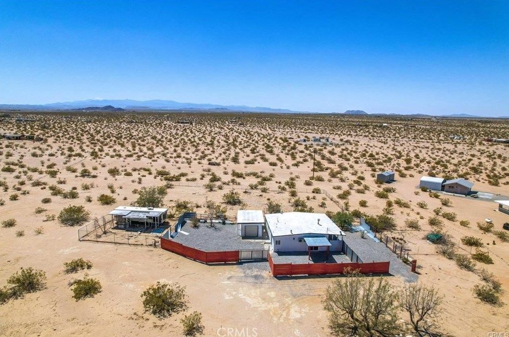 66300 Learco Way, Joshua Tree CA  92252-4477 exterior