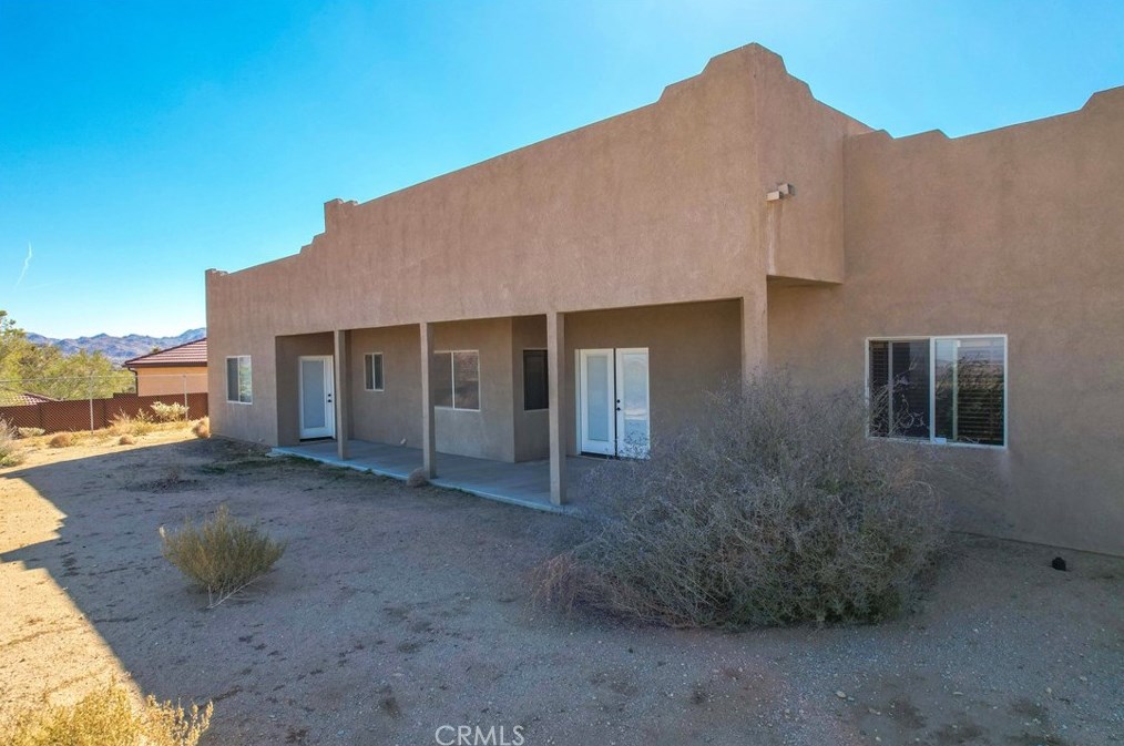 61246 Onaga Trl, Joshua Tree CA  92252-3114 exterior