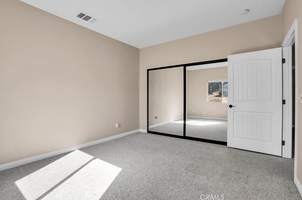 61246 Onaga Trl, Joshua Tree CA  92252-3114 exterior