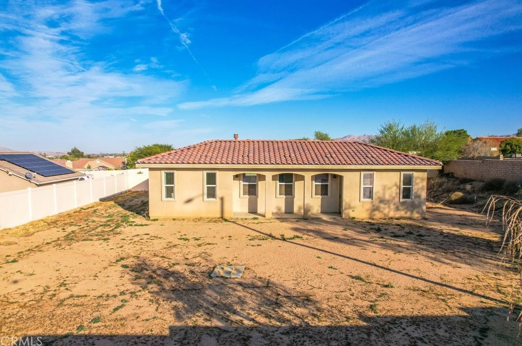 7895 Borrego Trl, Yucca Valley CA  92284-3296 exterior