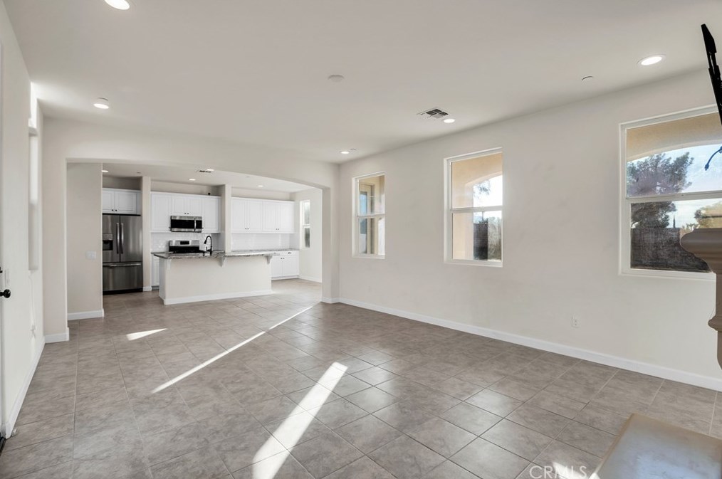 7895 Borrego Trl, Yucca Valley CA  92284-3296 exterior