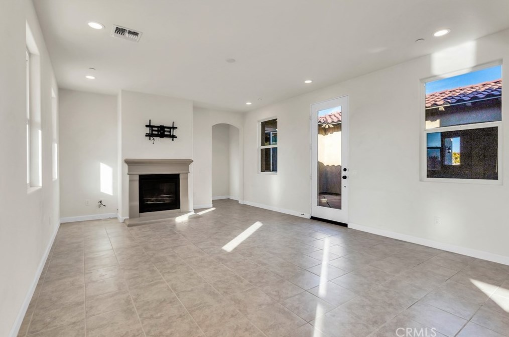 7895 Borrego Trl, Yucca Valley CA  92284-3296 exterior