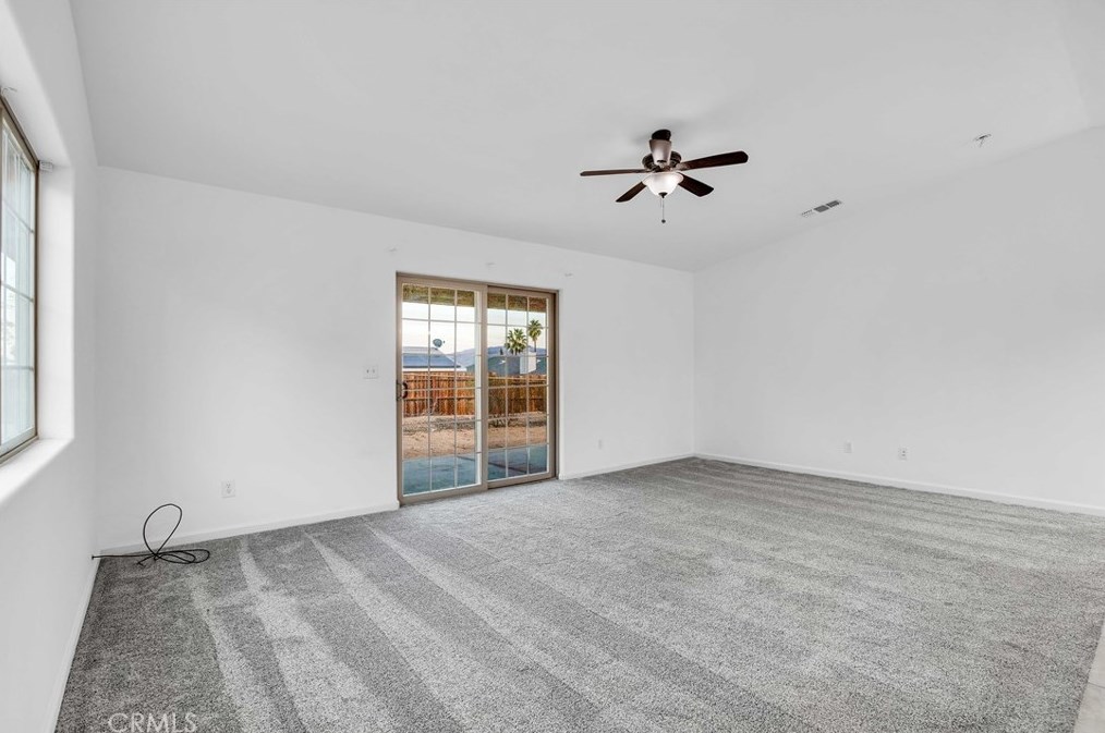 6017 Baileya Ave, Twntynine Plm CA  92277-1919 exterior