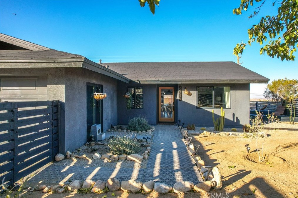 60670 Pueblo Trl, Joshua Tree CA  92252-2950 exterior