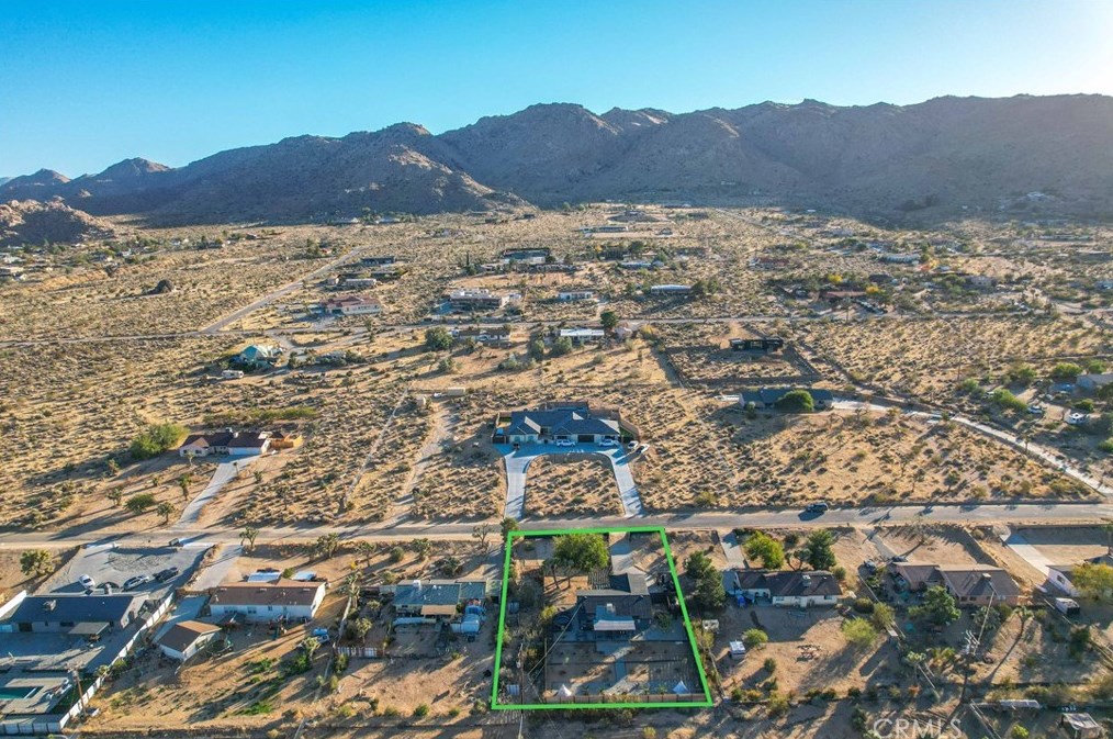 60670 Pueblo Trl, Joshua Tree CA  92252-2950 exterior