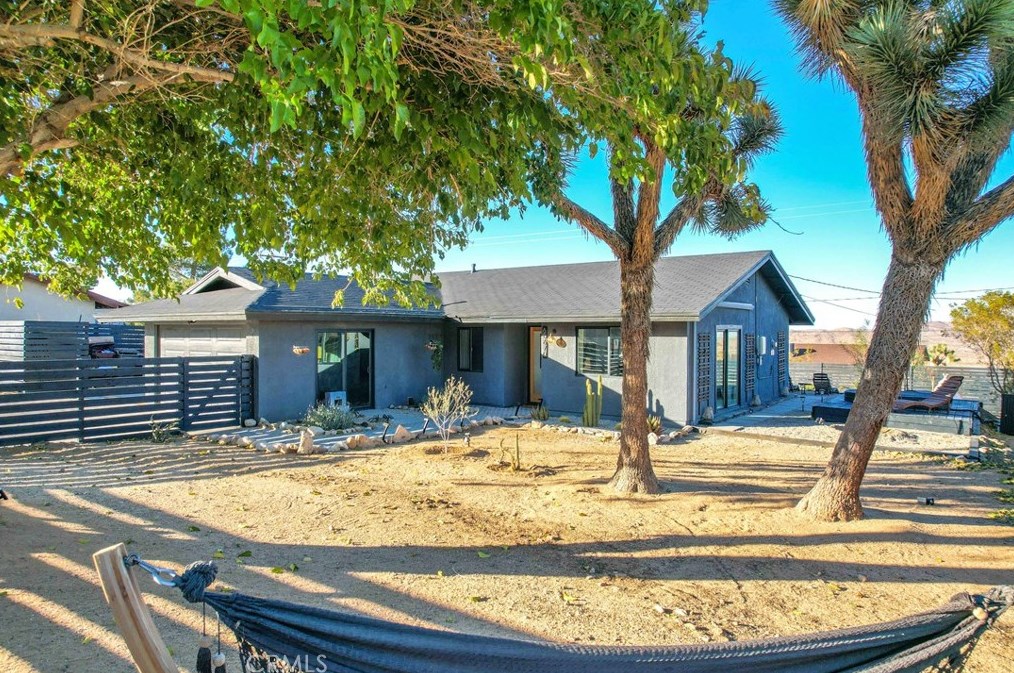 60670 Pueblo Trl, Joshua Tree CA  92252-2950 exterior