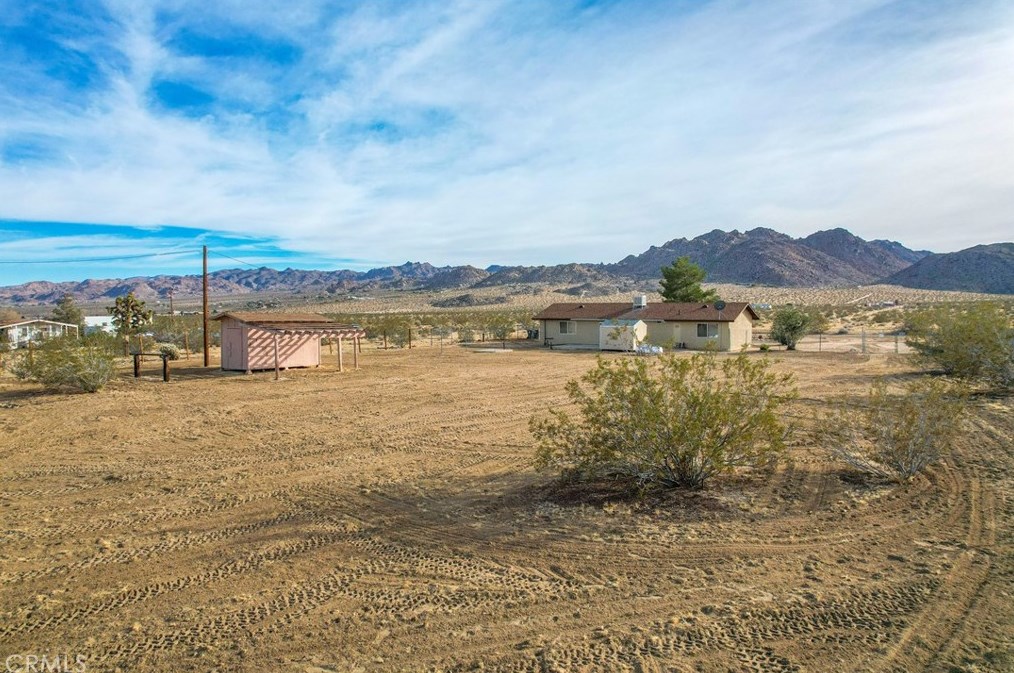 62736 Terrace Dr, Joshua Tree CA  92252-2001 exterior