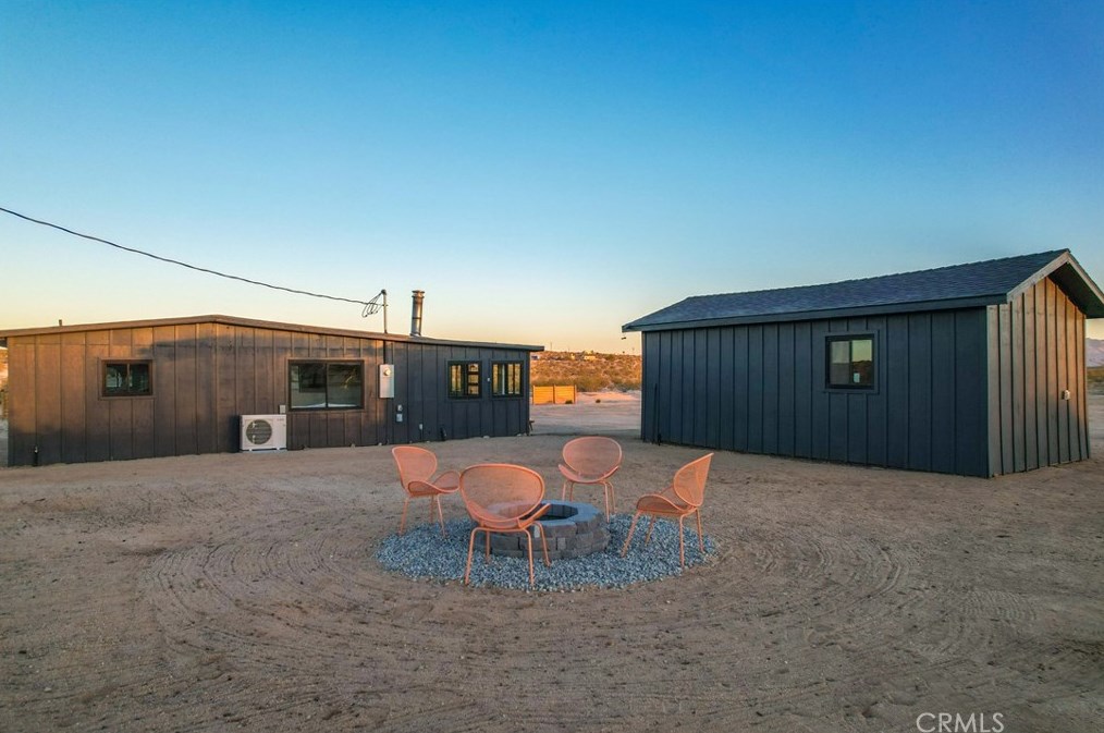 514 Little Field Rd, Joshua Tree CA  92252 exterior