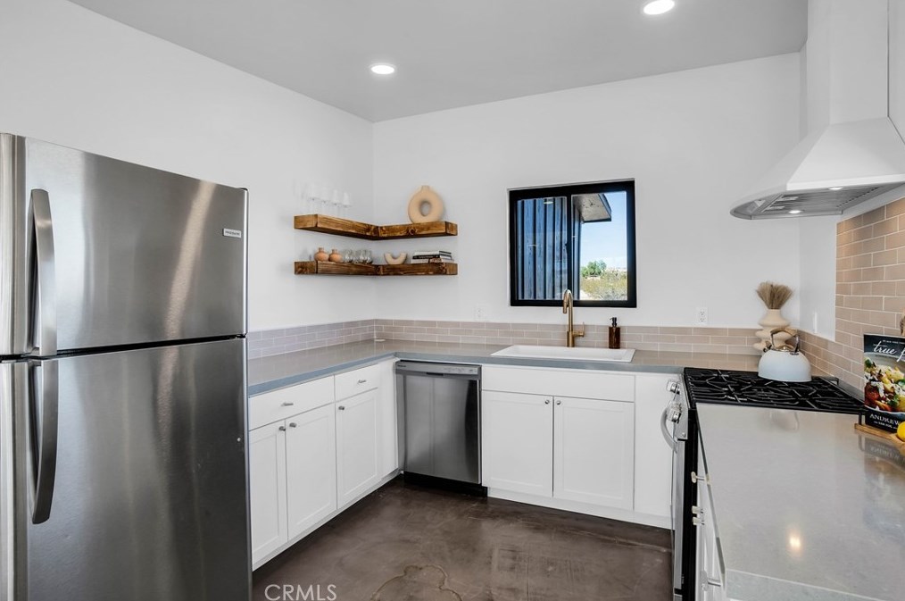 514 Little Field Rd, Joshua Tree CA  92252 exterior
