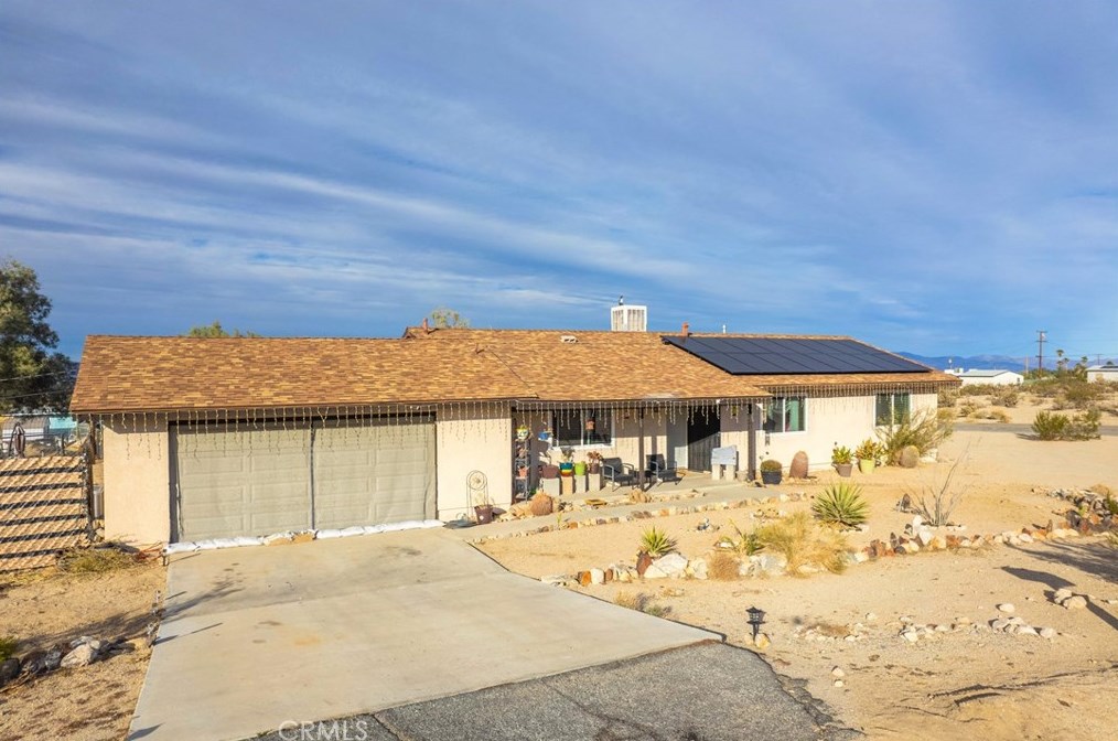 74582 Twilight Dr, Twntynine Plm, CA 92277-3963