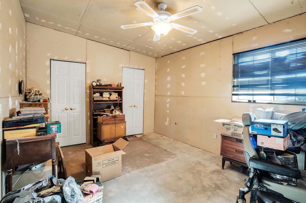 5929 Kickapoo Trl, Yucca Valley CA 92284-3168 exterior