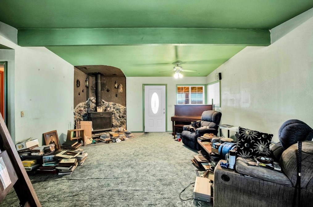 5929 Kickapoo Trl, Yucca Valley CA 92284-3168 exterior