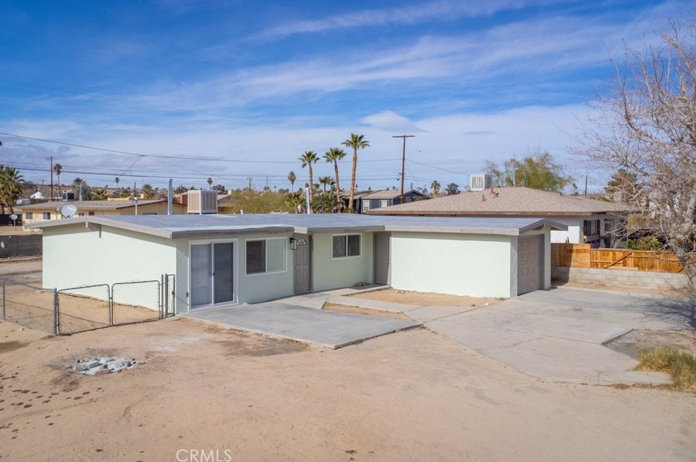 6322 Cahuilla Ave, Twntynine Plm CA  92277-2012 exterior