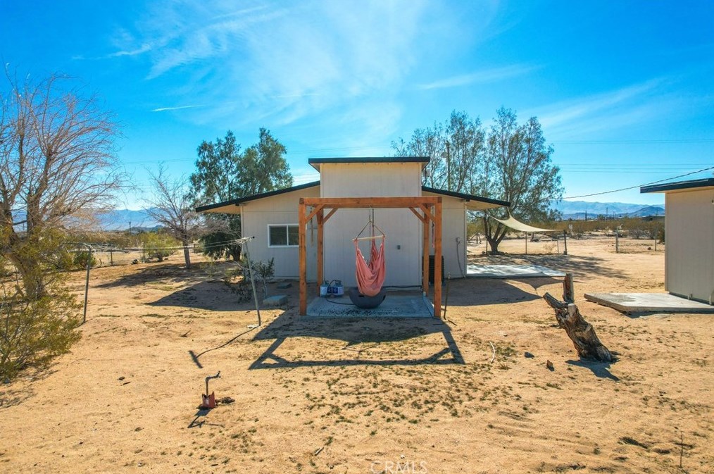62616 Sunny Sands Dr, Joshua Tree CA  92252-3362 exterior