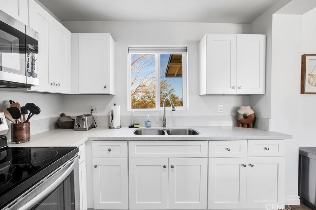 62616 Sunny Sands Dr, Joshua Tree CA  92252-3362 exterior