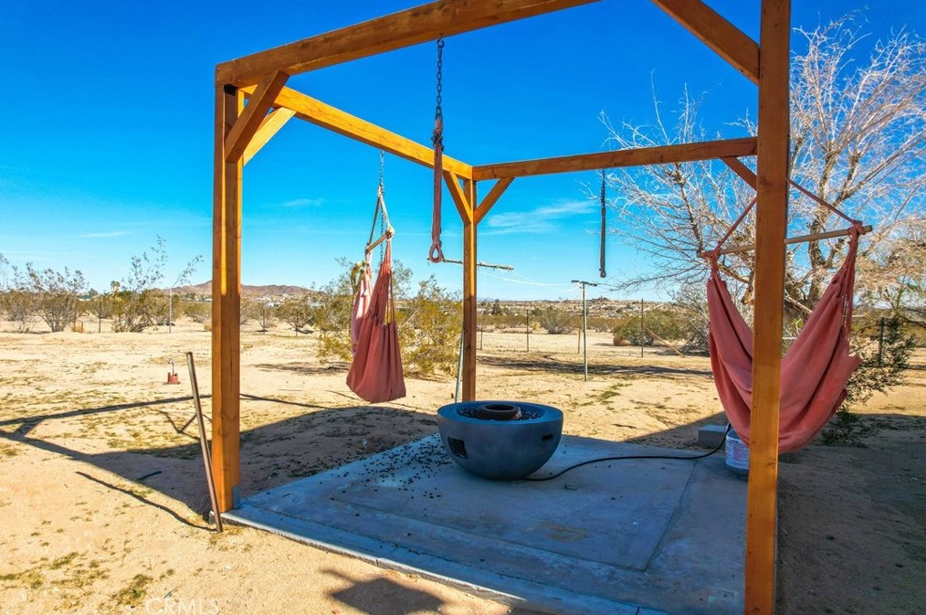 62616 Sunny Sands Dr, Joshua Tree CA  92252-3362 exterior