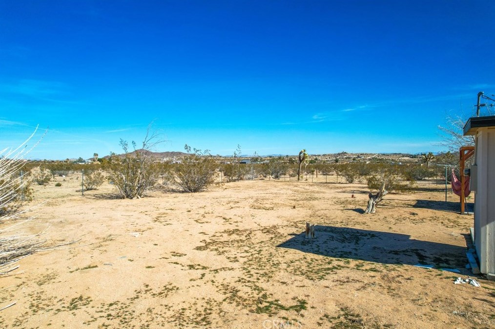 62616 Sunny Sands Dr, Joshua Tree CA  92252-3362 exterior