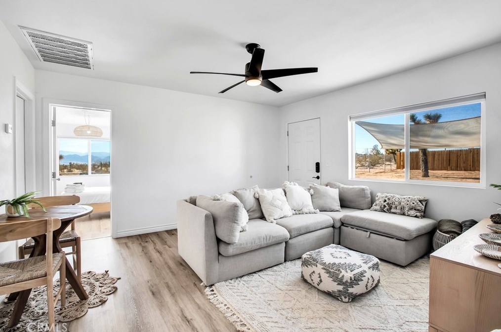 62616 Sunny Sands Dr, Joshua Tree CA  92252-3362 exterior