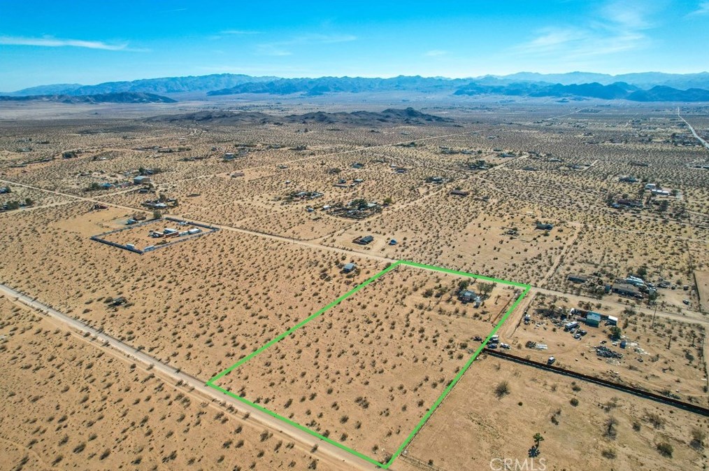 62616 Sunny Sands Dr, Joshua Tree CA  92252-3362 exterior