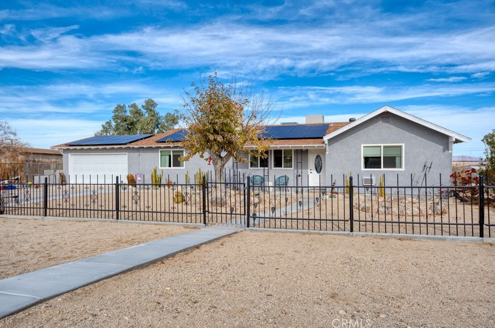 74944 Baseline Rd, Twntynine Plm, CA 92277-3814