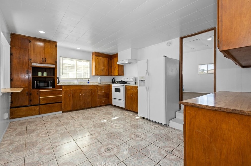 4631 Joshua Cove Dr, Joshua Tree CA  92252-1548 exterior