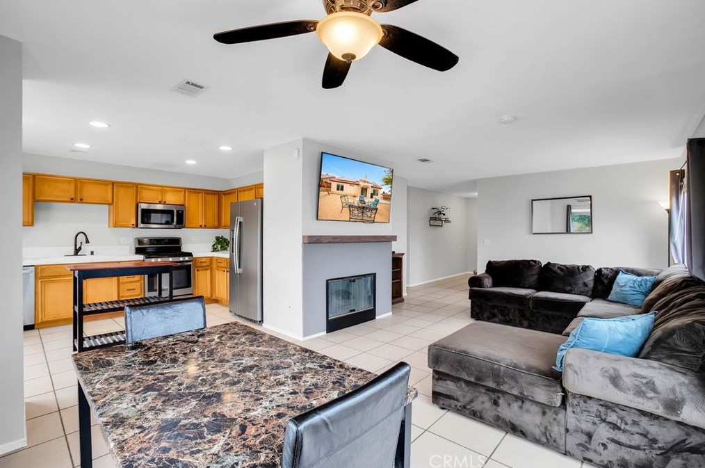 71675 Sun Valley Dr, Twntynine Plm CA  92277-4086 exterior