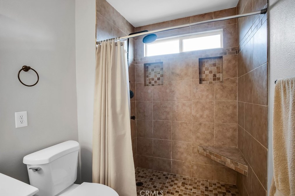 71675 Sun Valley Dr, Twntynine Plm CA  92277-4086 exterior