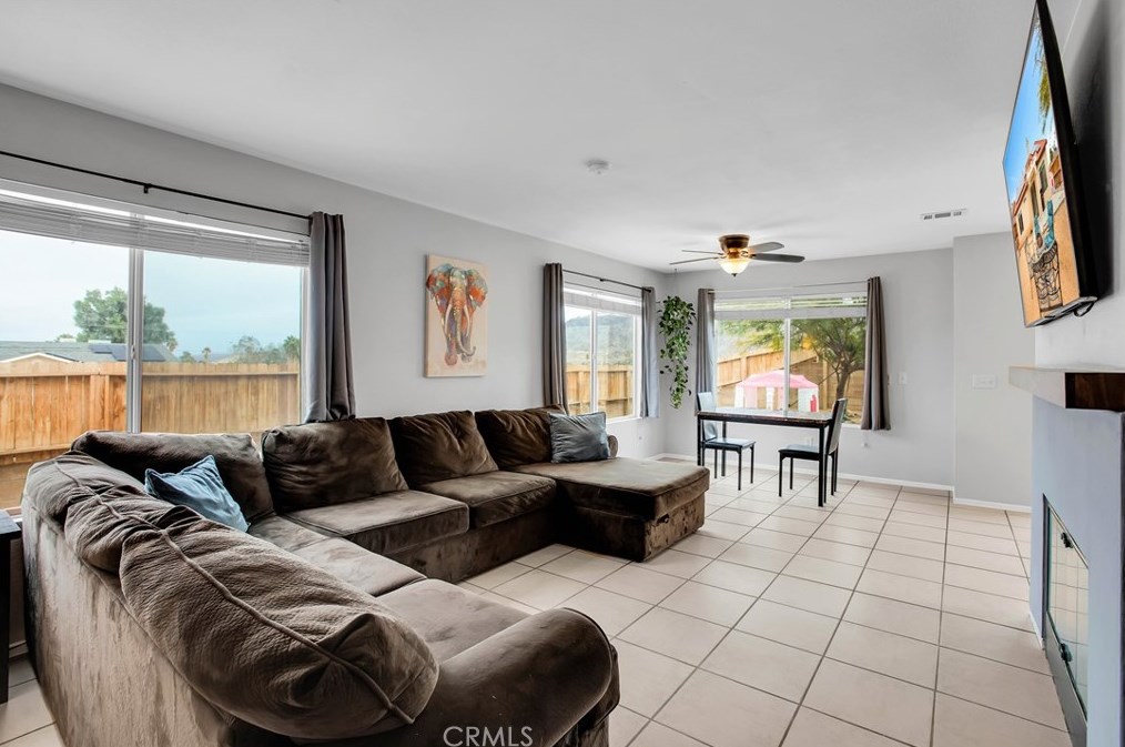 71675 Sun Valley Dr, Twntynine Plm CA  92277-4086 exterior