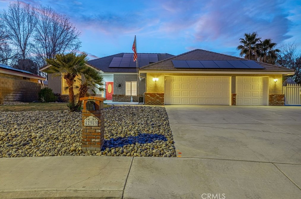 42969 Fountainebleau Ct, Lancaster, CA 93536-4839