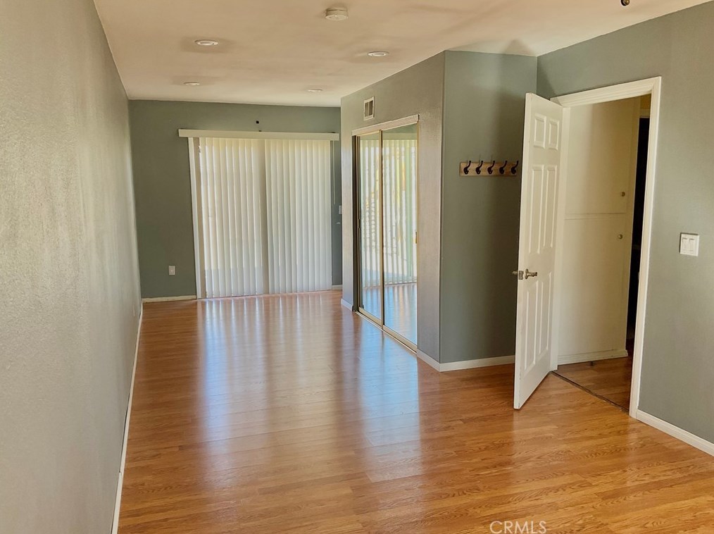 6352 Yucca Ave, Twntynine Plm CA  92277-3263 exterior