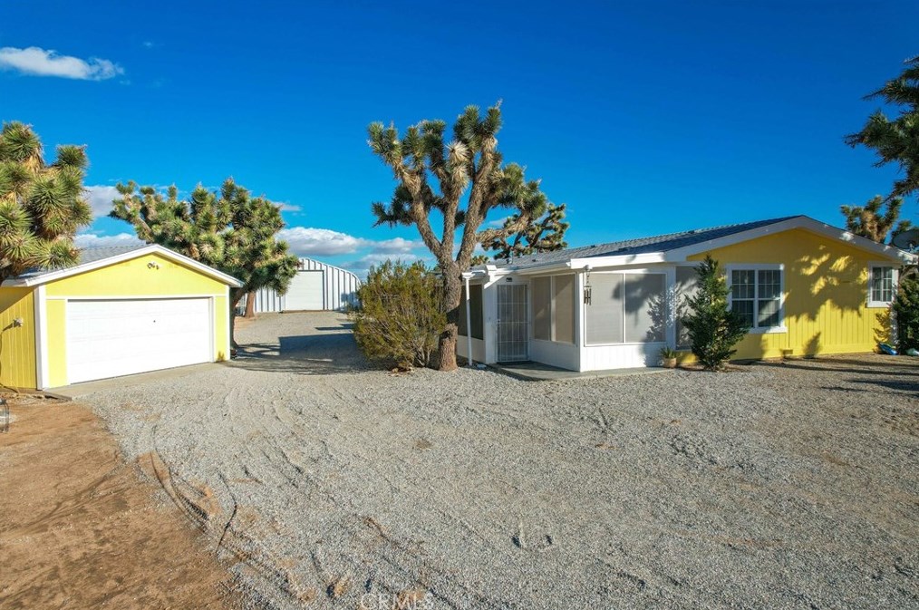 2727 Long View Rd, Yucca Valley, CA