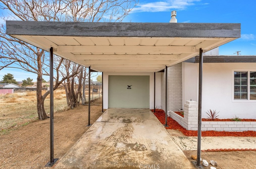 7445 Cibola Trl, Yucca Valley CA  92284-3253 exterior