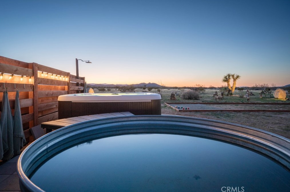 1272 Shangrila, Joshua Tree CA  92252 exterior